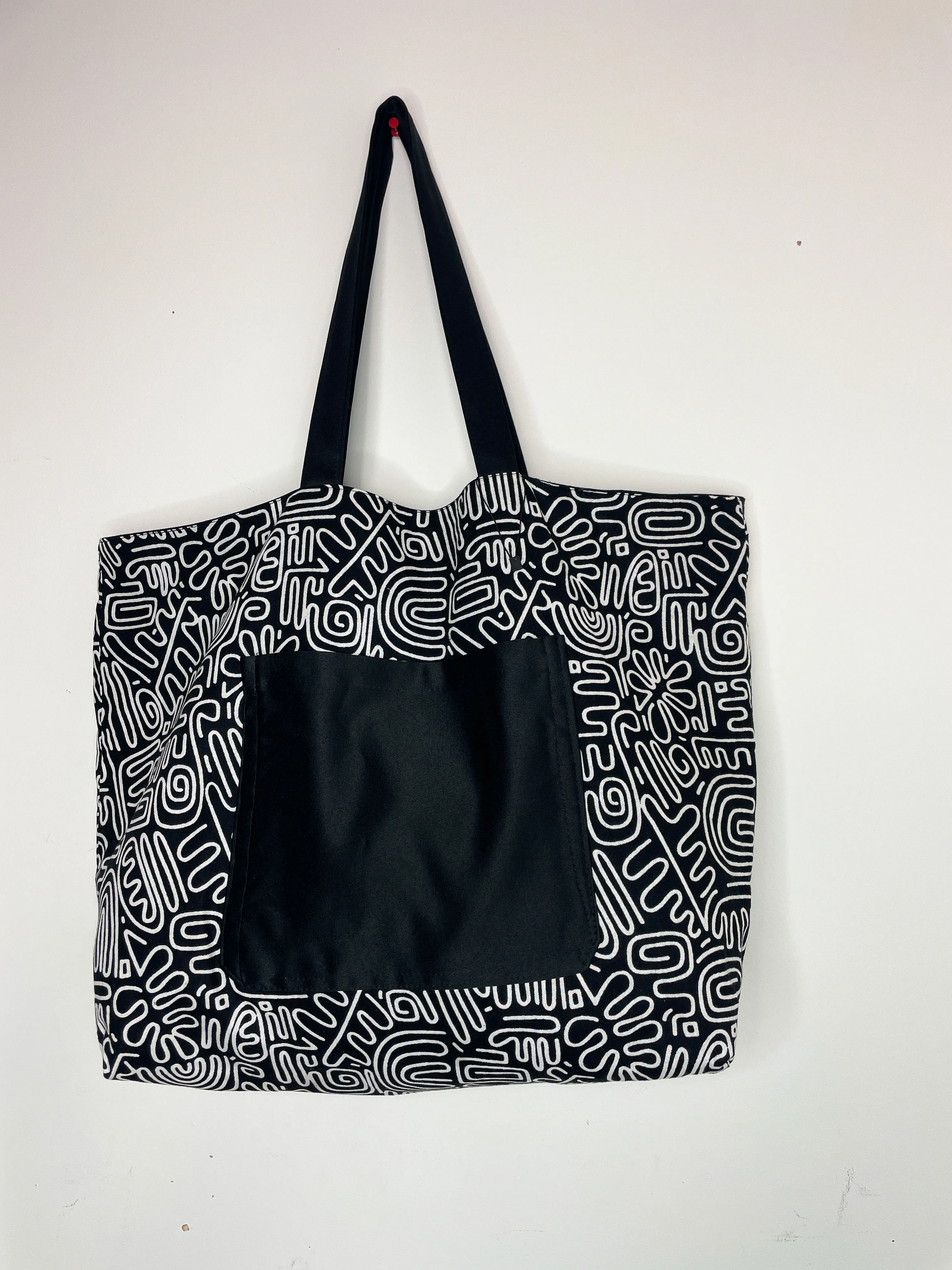 Abu Ankara Tote Bag