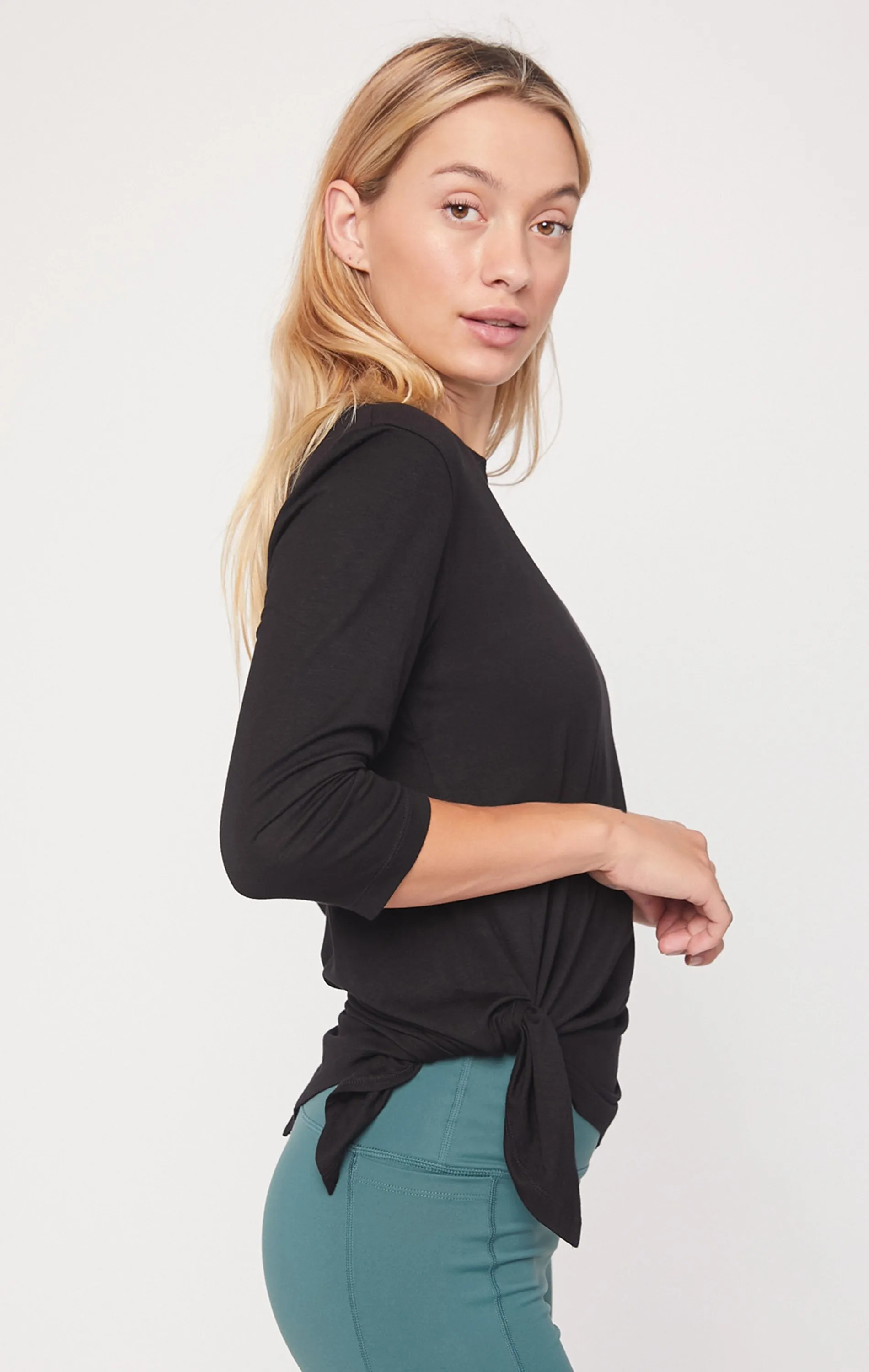Anen 3/4 Sleeve Side Tie Top