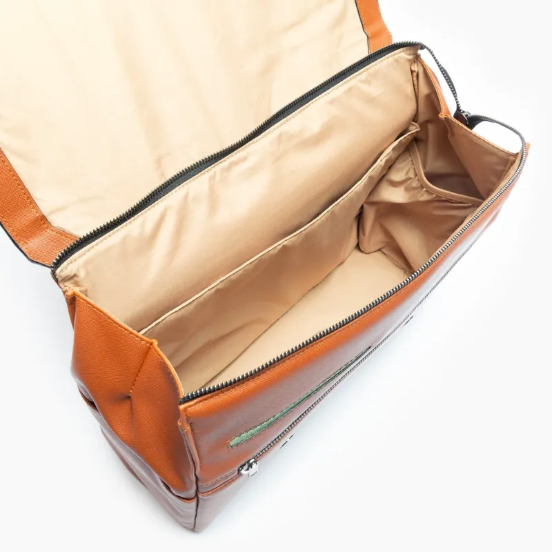 Cambridge Messenger Bag