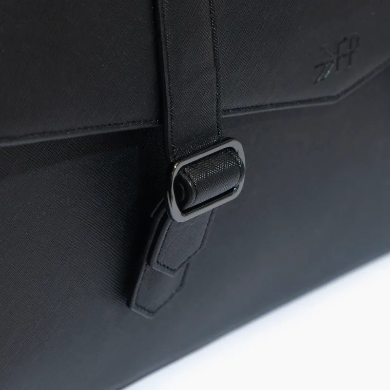 Cambridge Messenger Bag