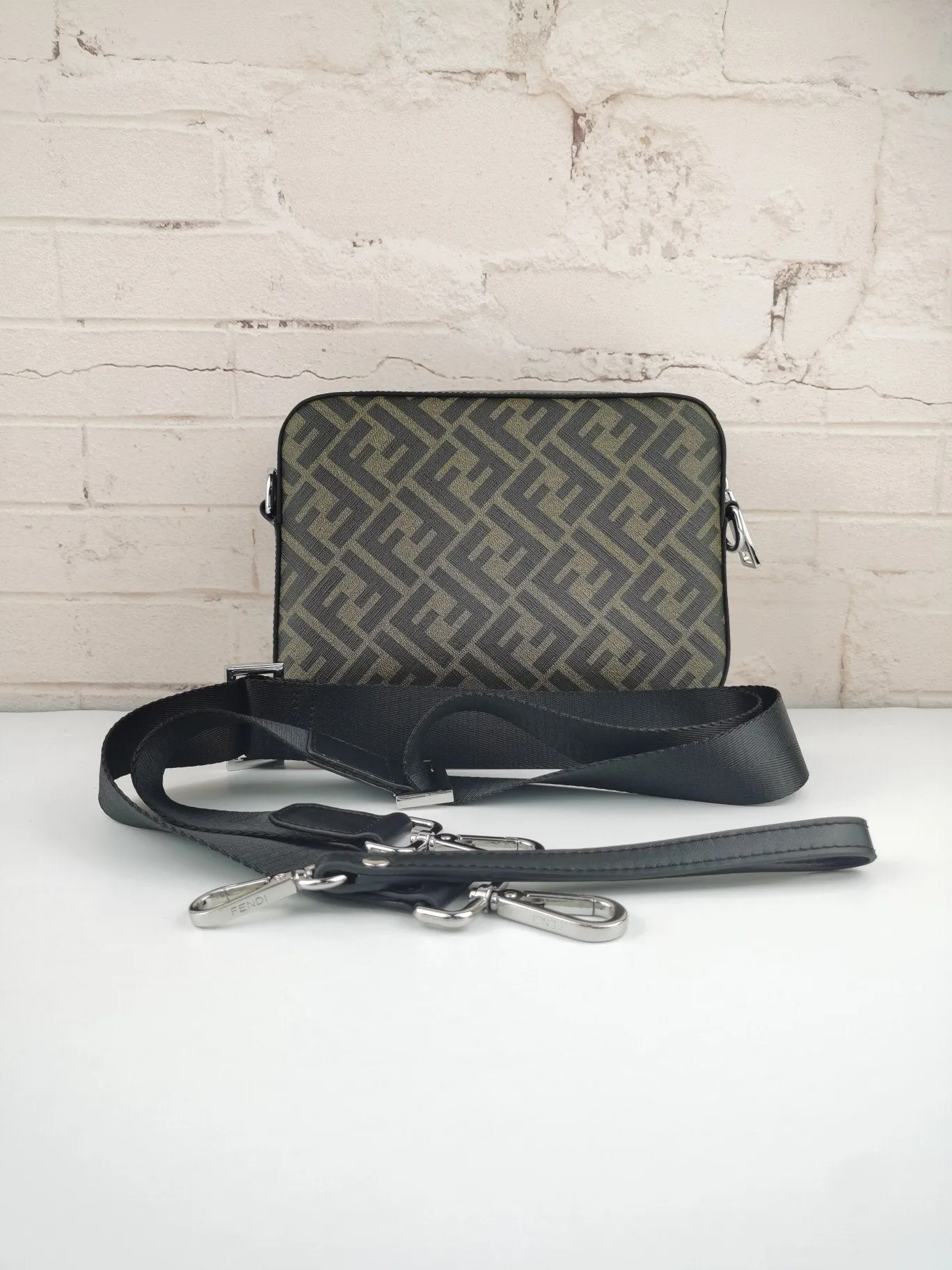 EN   Designer bags by Fendi 173
