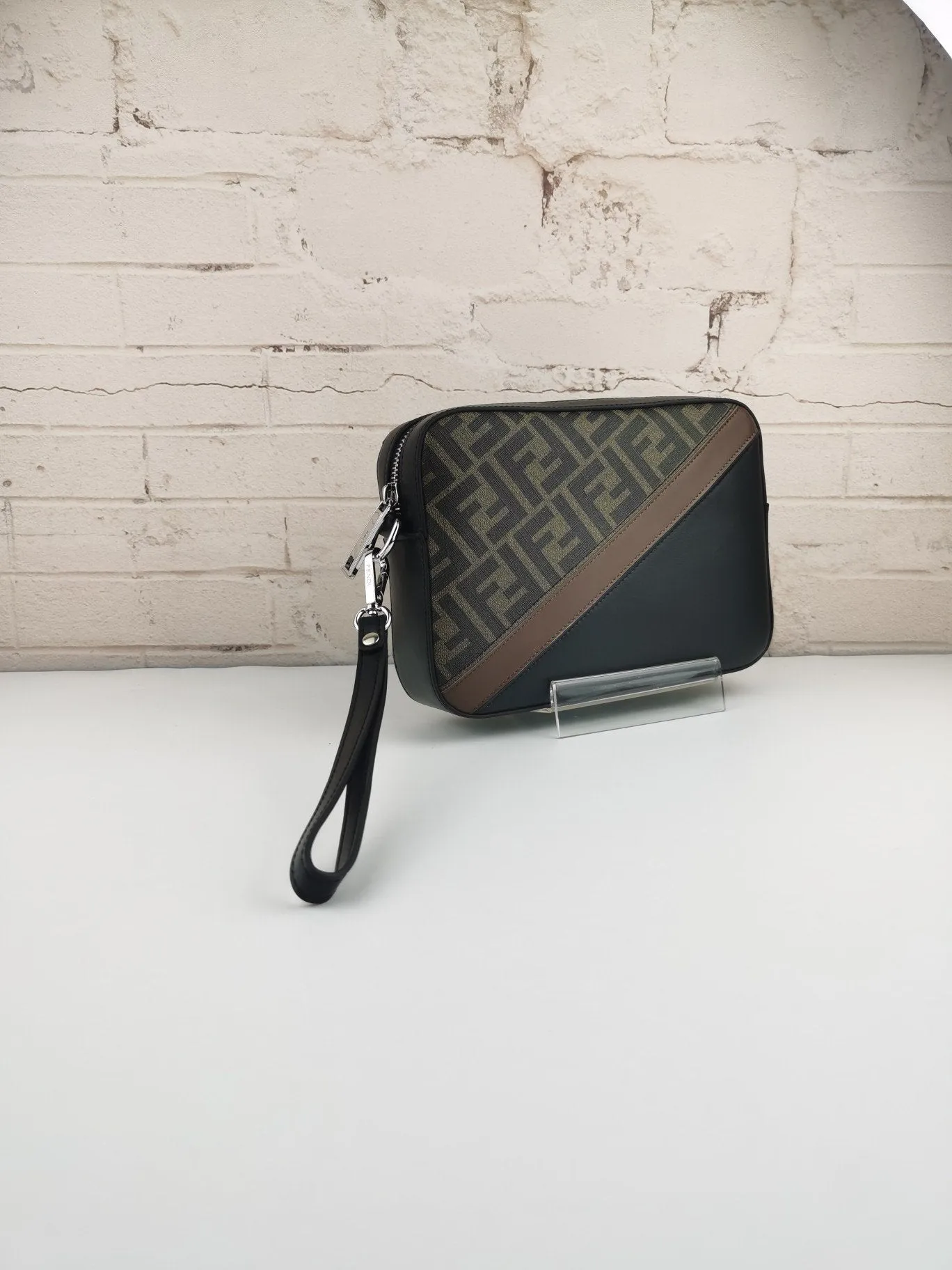 EN   Designer bags by Fendi 173