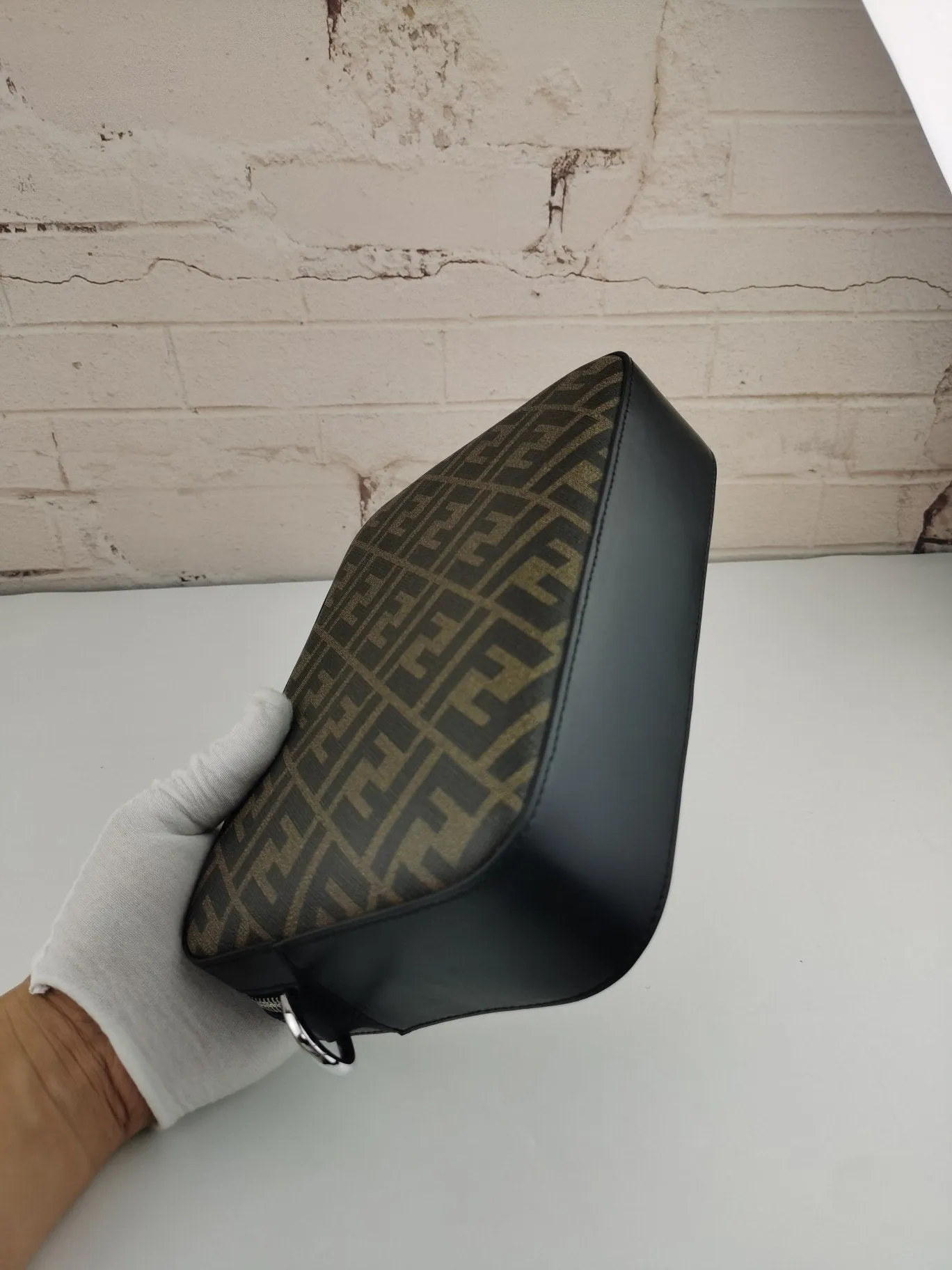 EN   Designer bags by Fendi 173