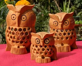 Himalayan Crafts Wooden Handcrafted Owl Family (Set of 3) - 10cm, 8cm, 5cm - Multicolour