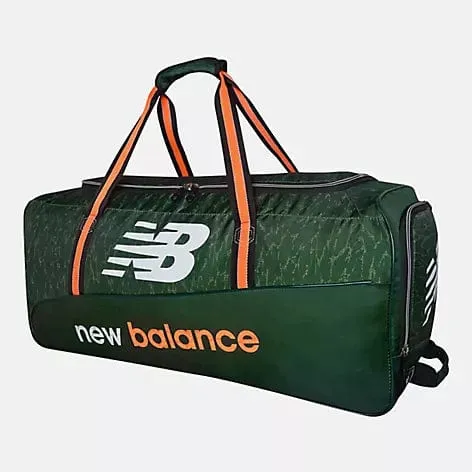 New Balance DC580 Junior Wheelie Cricket Bag