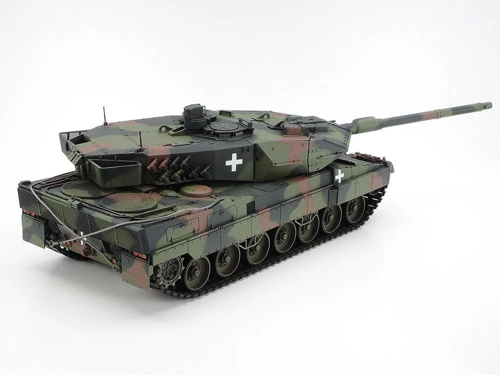 Tamiya 25207 Leopard 2 A6 Tank "Ukraine" 1/35 Model Kit